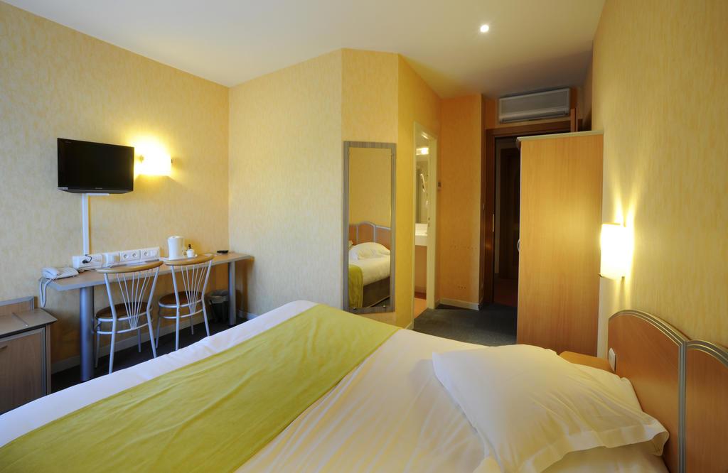 Comfort Hotel Saintes Zewnętrze zdjęcie