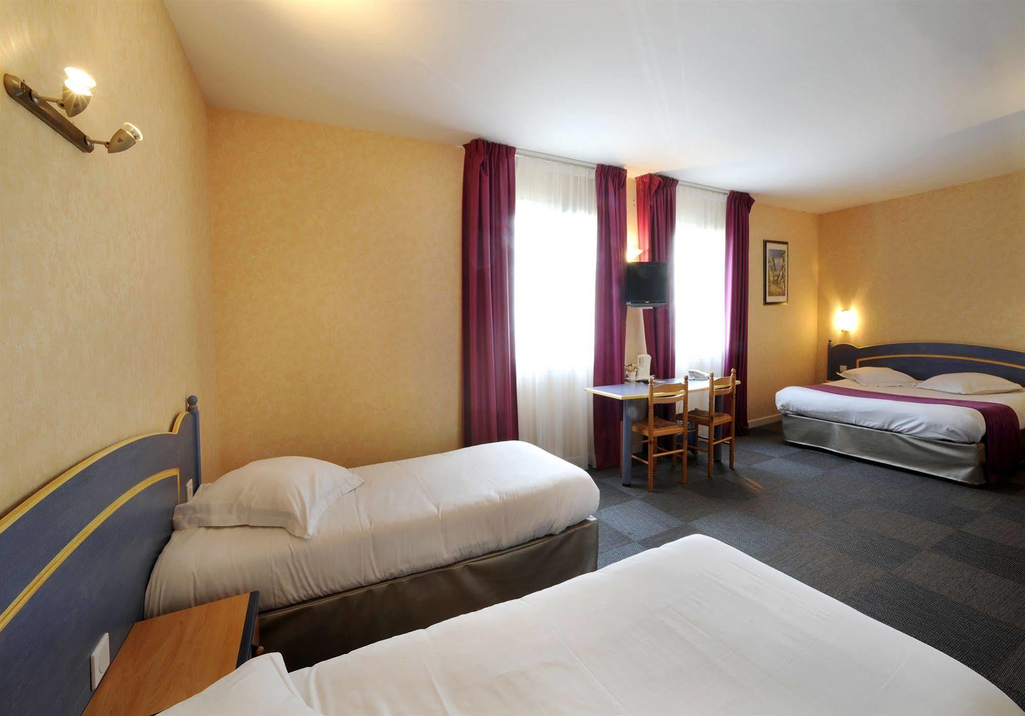 Comfort Hotel Saintes Zewnętrze zdjęcie